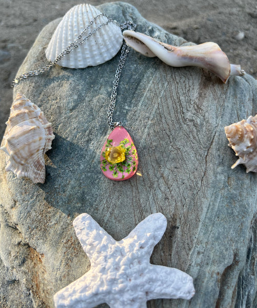 Begonia Flower Necklace
