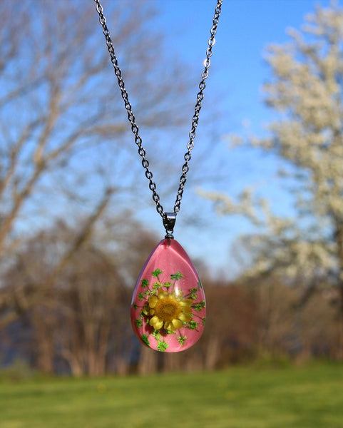 Begonia Flower Necklace
